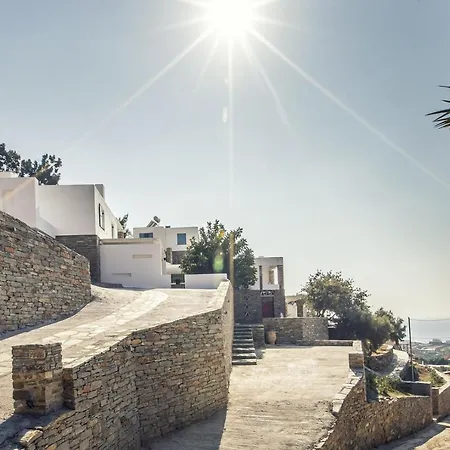 Modern With A Sea View And Swimming Pool In Apartment