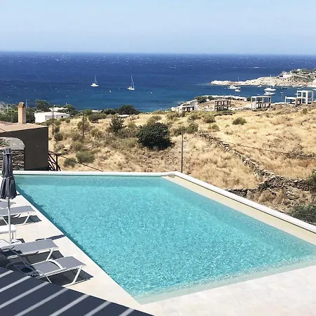Modern With A Sea View And Swimming Pool In