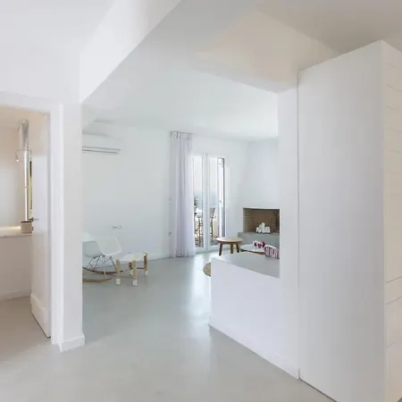 Apartment Modern With A Sea View And Swimming Pool In Koundouros